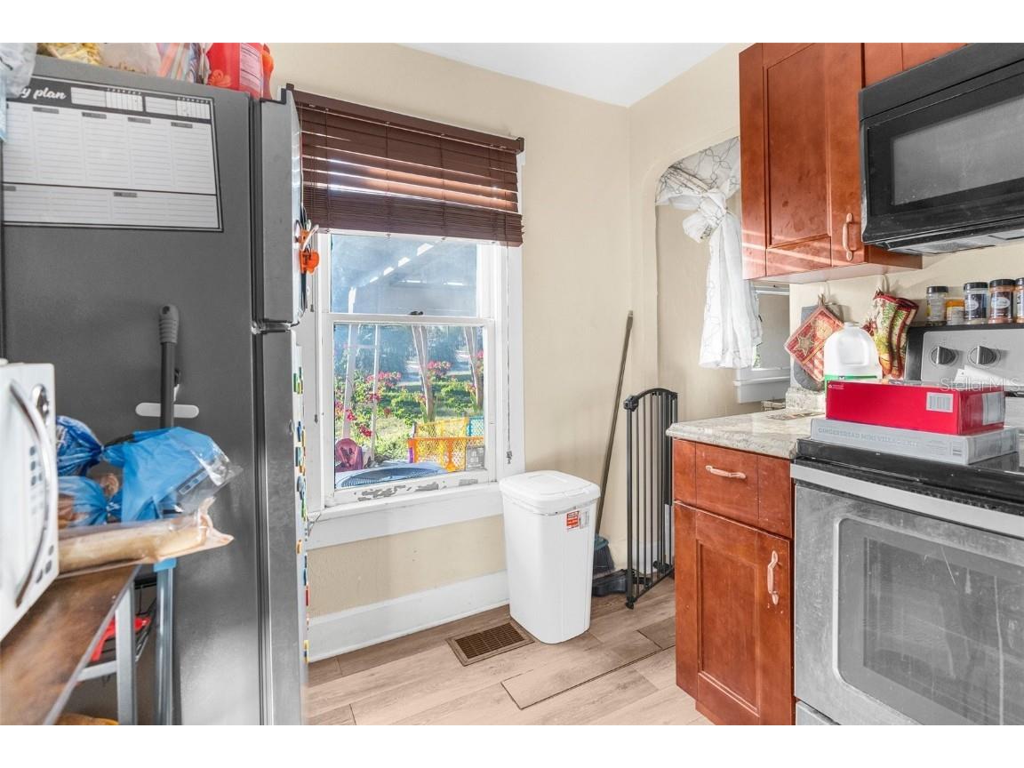 4734 15th Avenue S Saint Petersburg FL 33711 TB8332124 image9