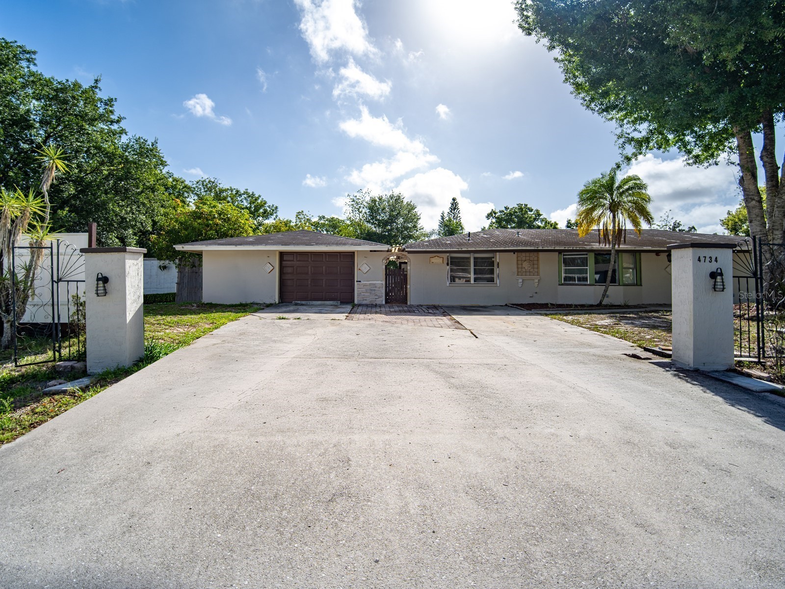 4734 Delmonte Avenue Sarasota FL 34235 A4688486 image1