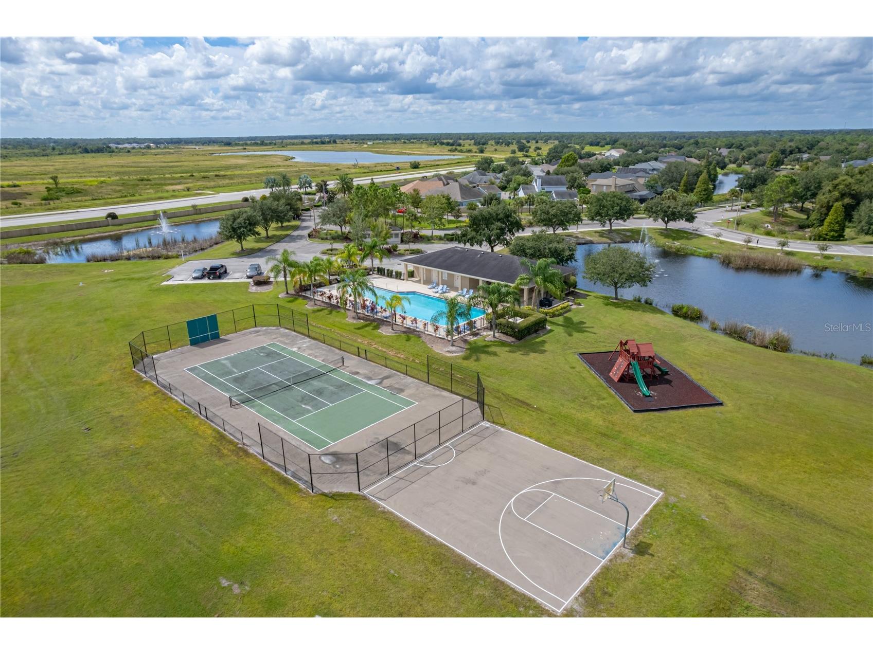 4734 Lathloa Loop Lakeland FL 33811 TB8485358 image79