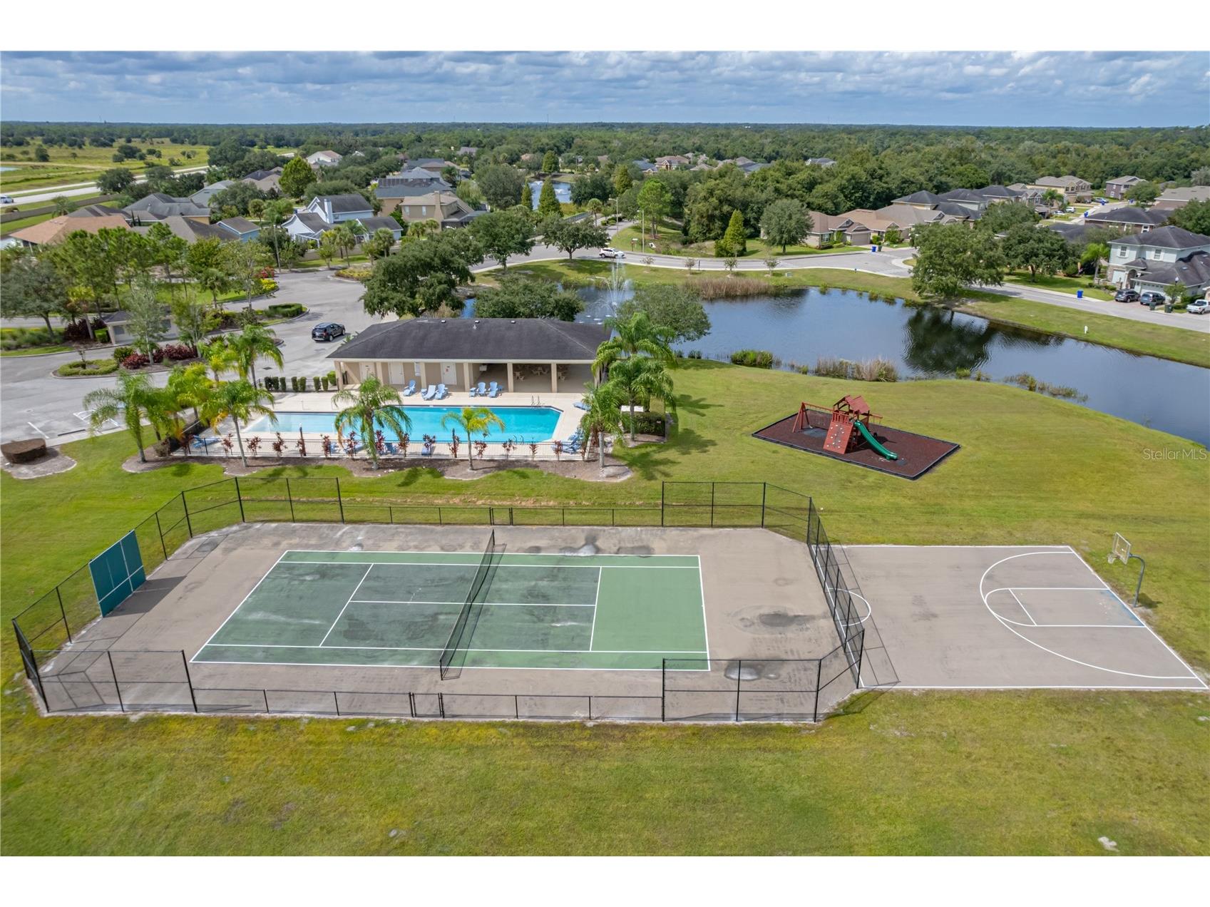 4734 Lathloa Loop Lakeland FL 33811 TB8485358 image80