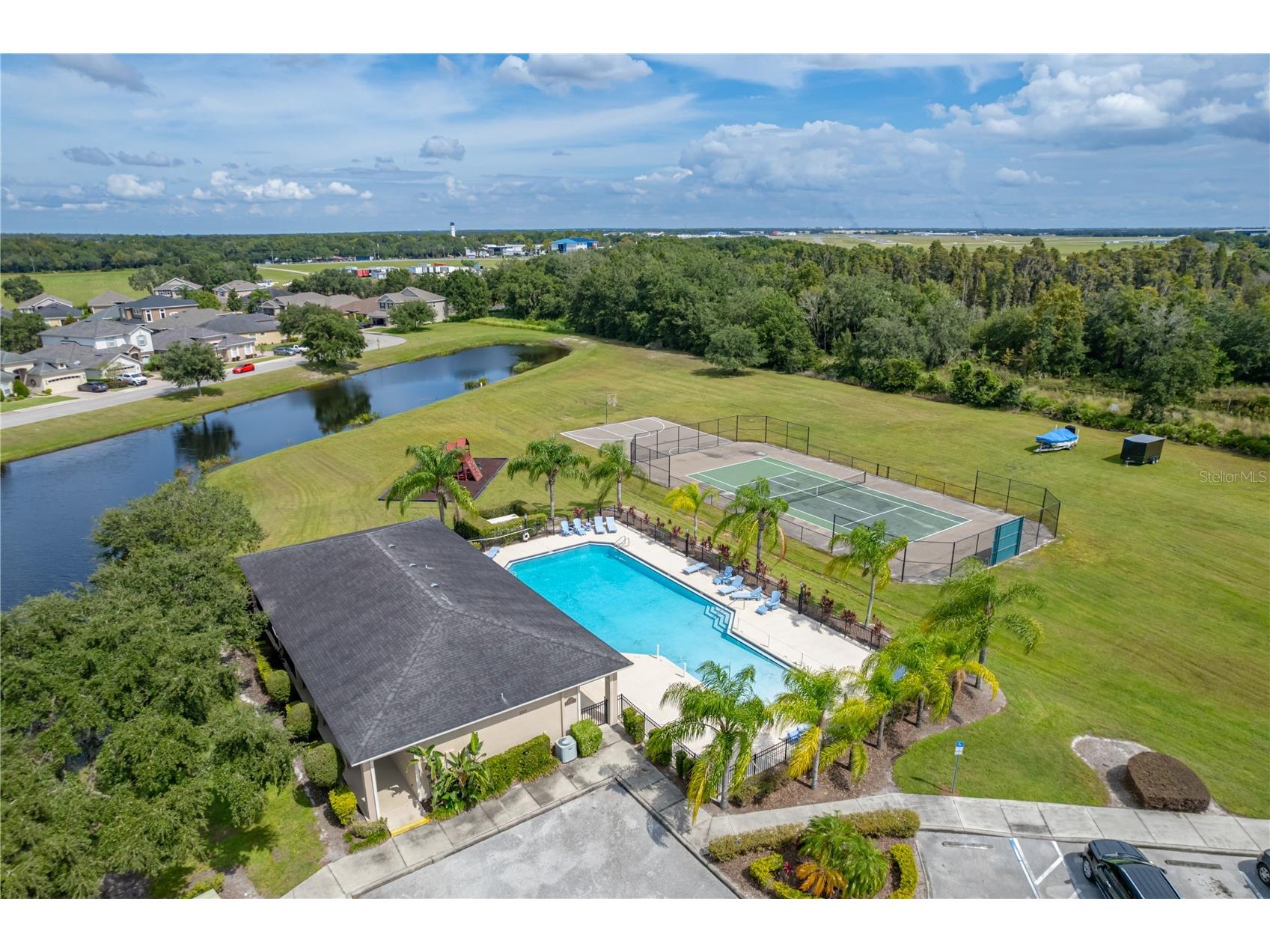 4734 Lathloa Loop Lakeland FL 33811 TB8485358 image82