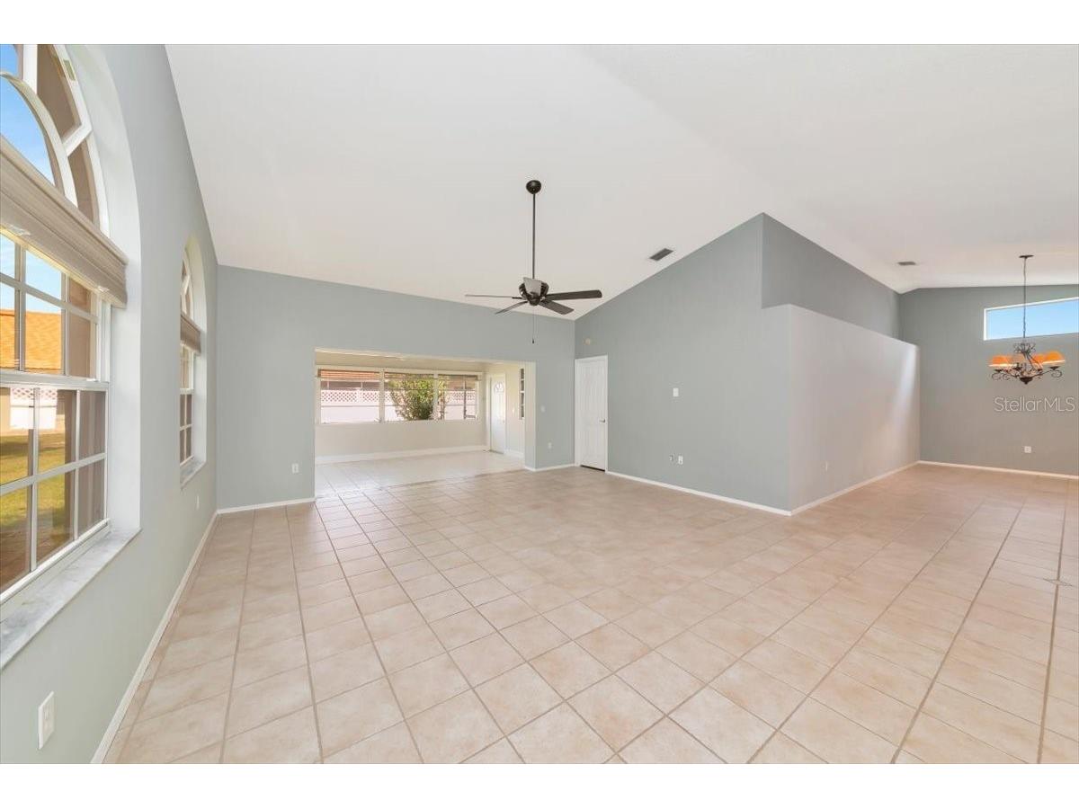 4734 Raintree Street Circle E Bradenton FL 34203 A4693346 image12