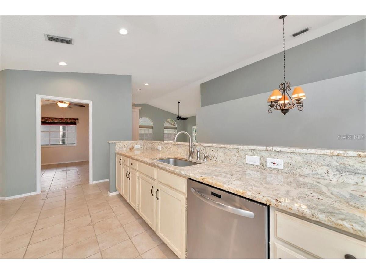 4734 Raintree Street Circle E Bradenton FL 34203 A4693346 image19