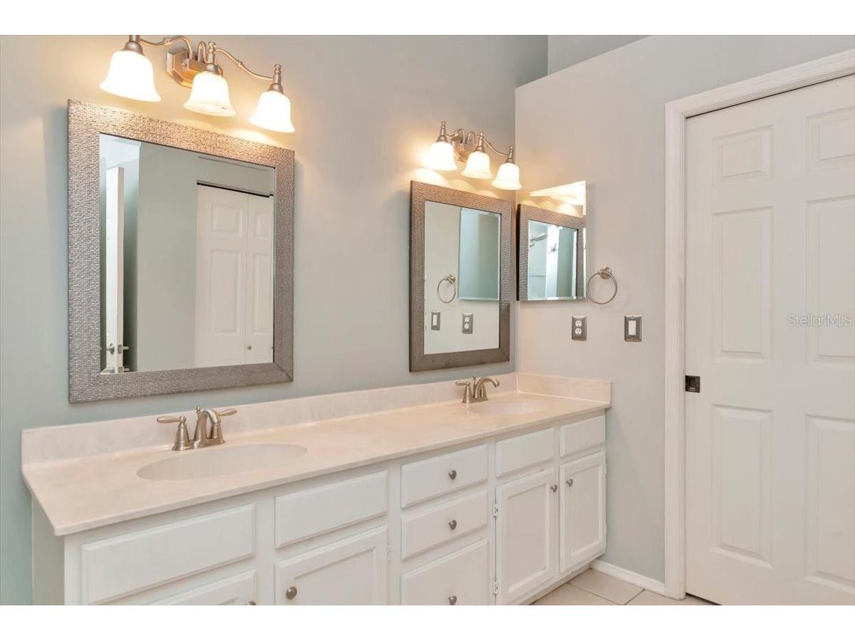 4734 Raintree Street Circle E Bradenton FL 34203 A4693346 image27