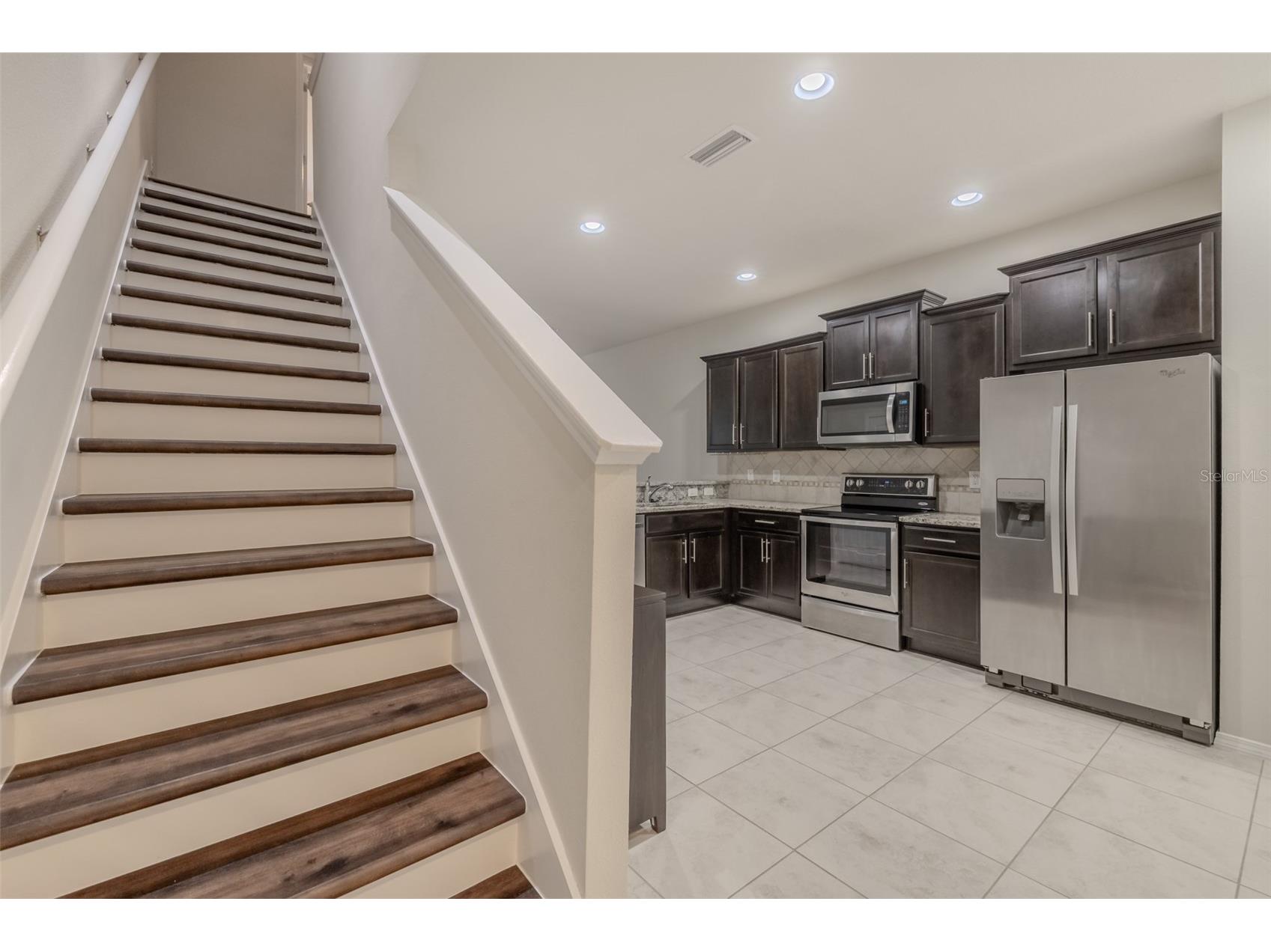 4734 White Sanderling Ct Court Tampa FL 33619 TB8469745 image12