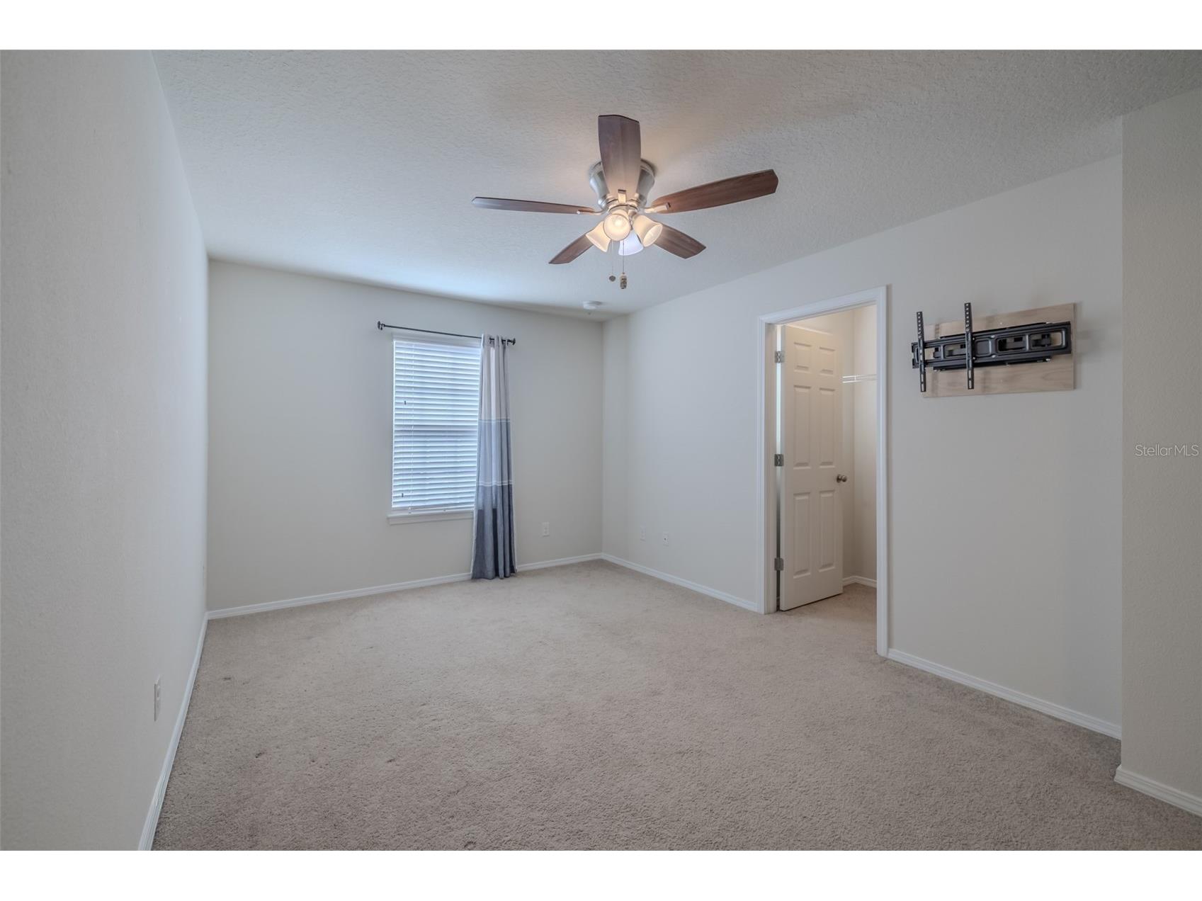 4734 White Sanderling Ct Court Tampa FL 33619 TB8469745 image14