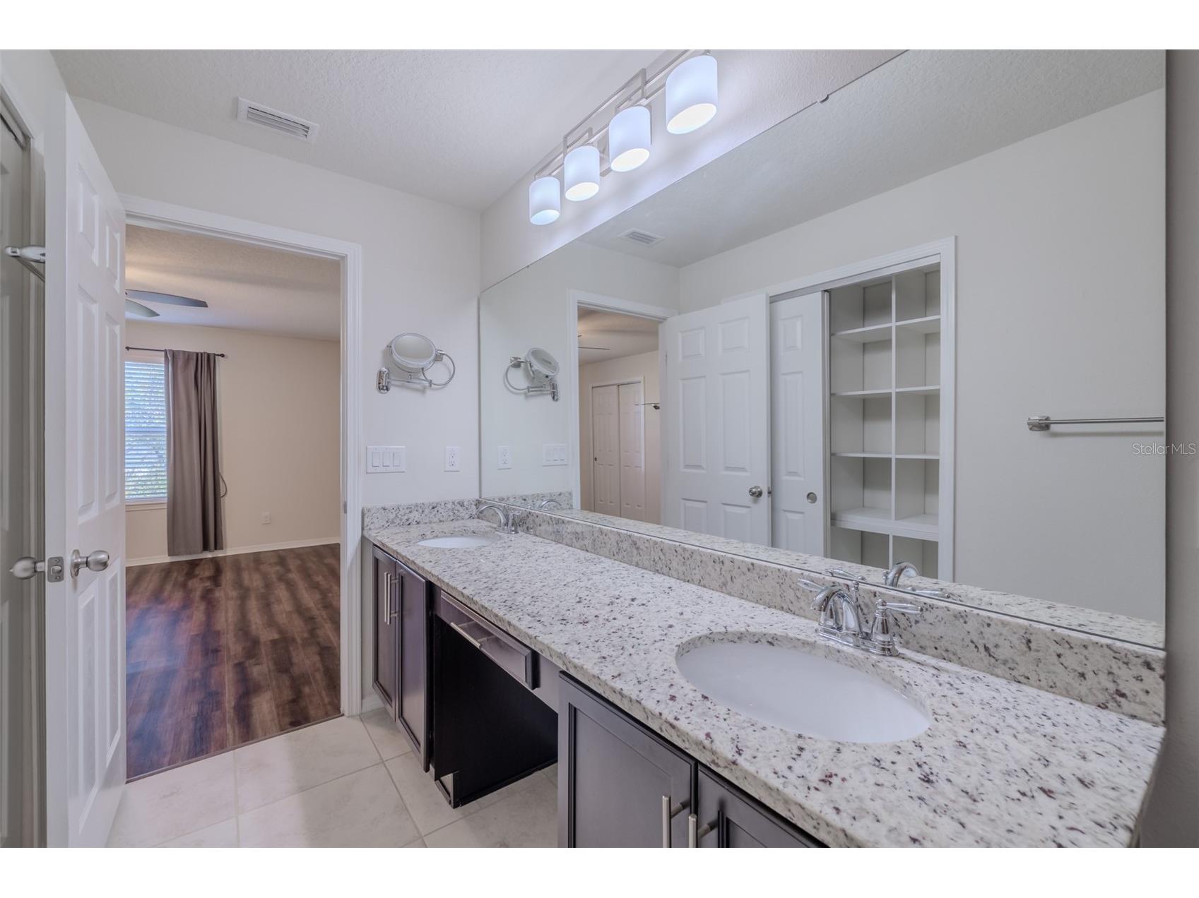4734 White Sanderling Ct Court Tampa FL 33619 TB8469745 image15