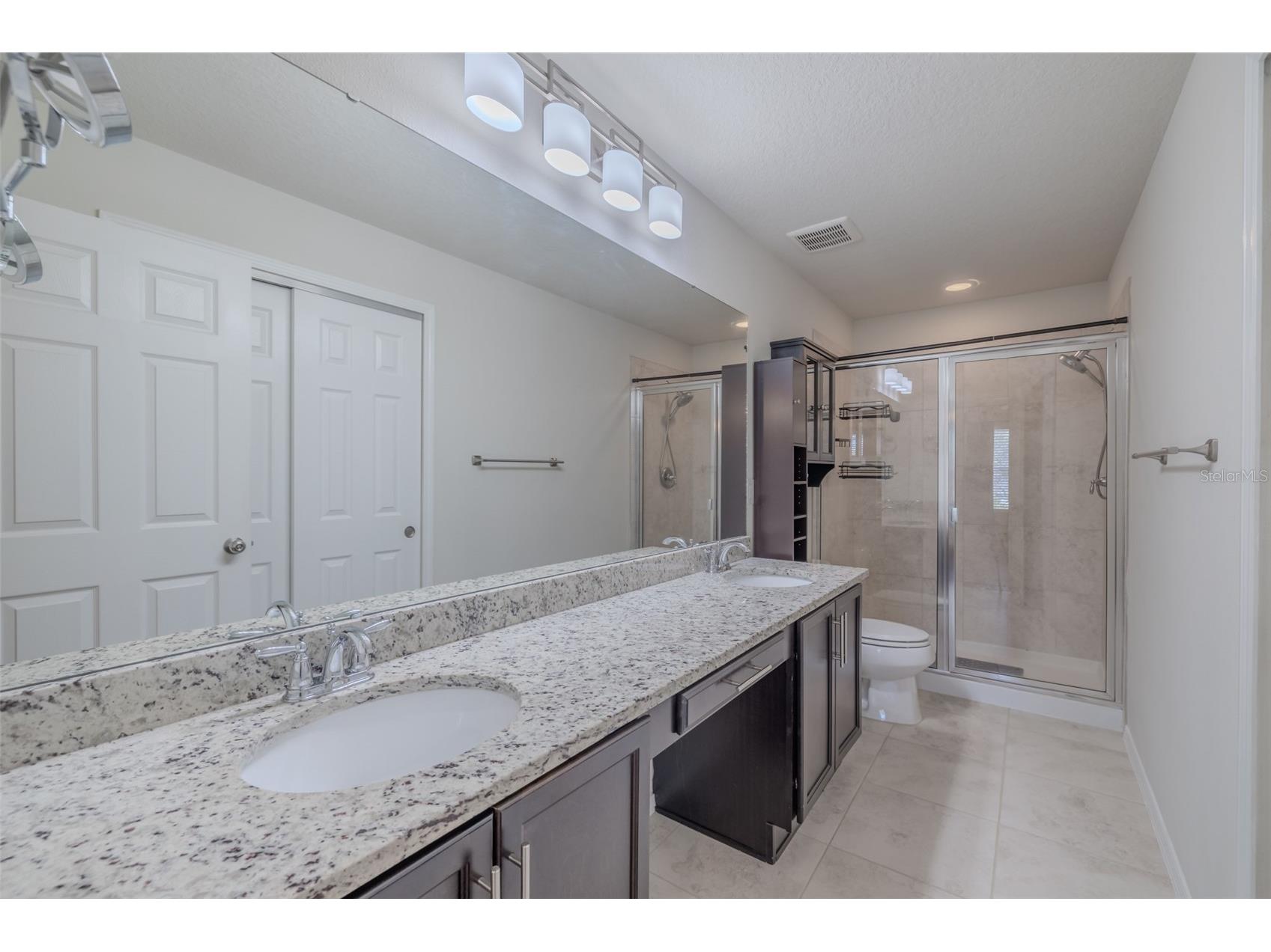4734 White Sanderling Ct Court Tampa FL 33619 TB8469745 image17