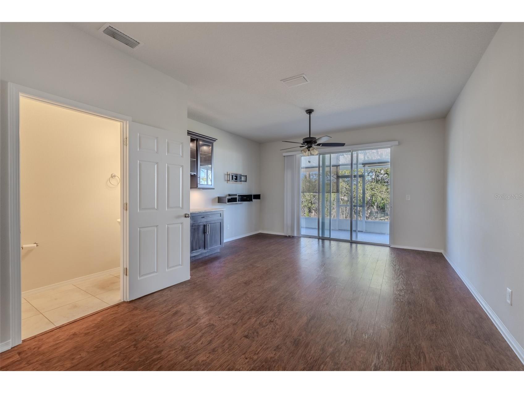 4734 White Sanderling Ct Court Tampa FL 33619 TB8469745 image6