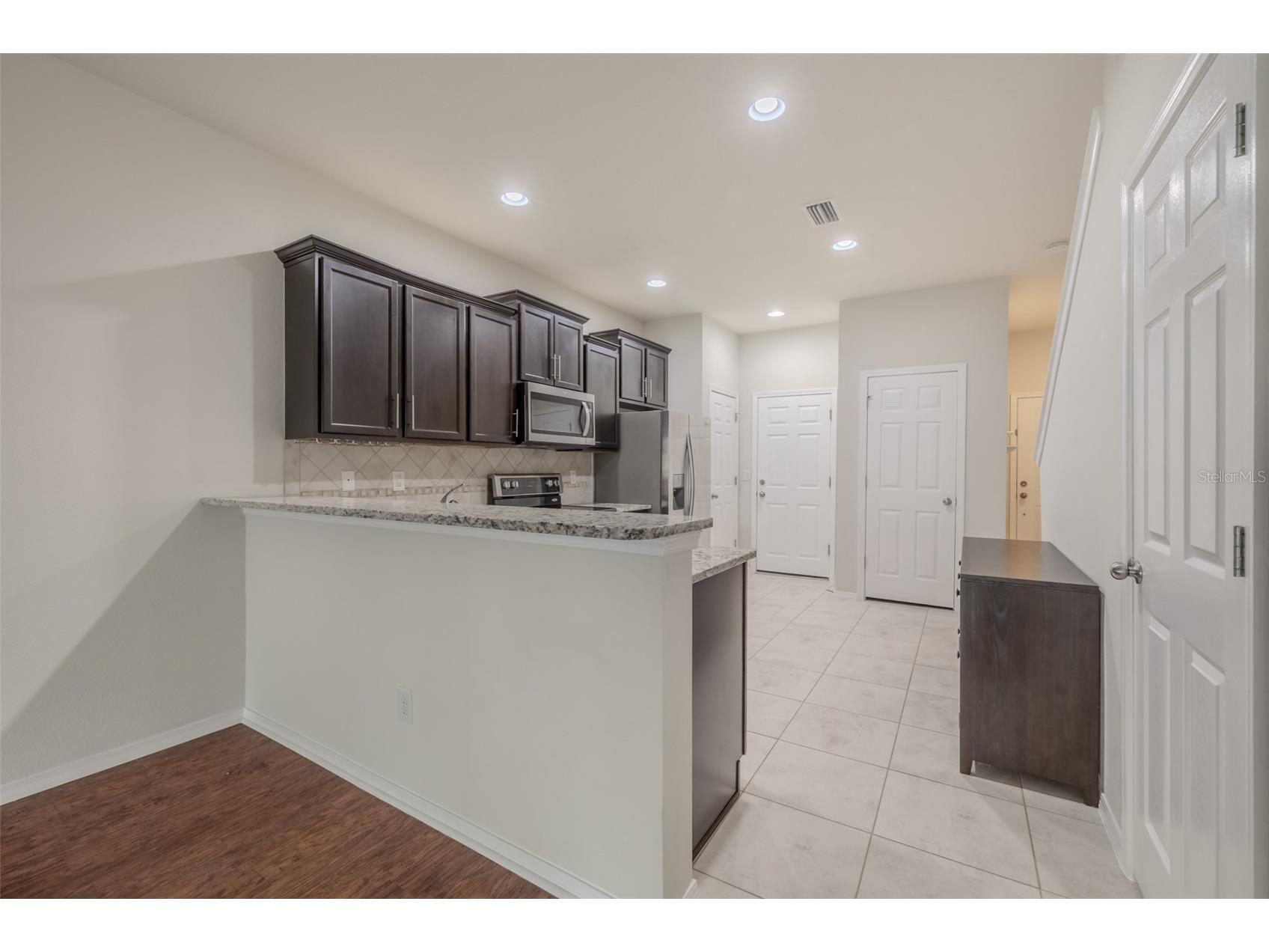 4734 White Sanderling Ct Court Tampa FL 33619 TB8469745 image8