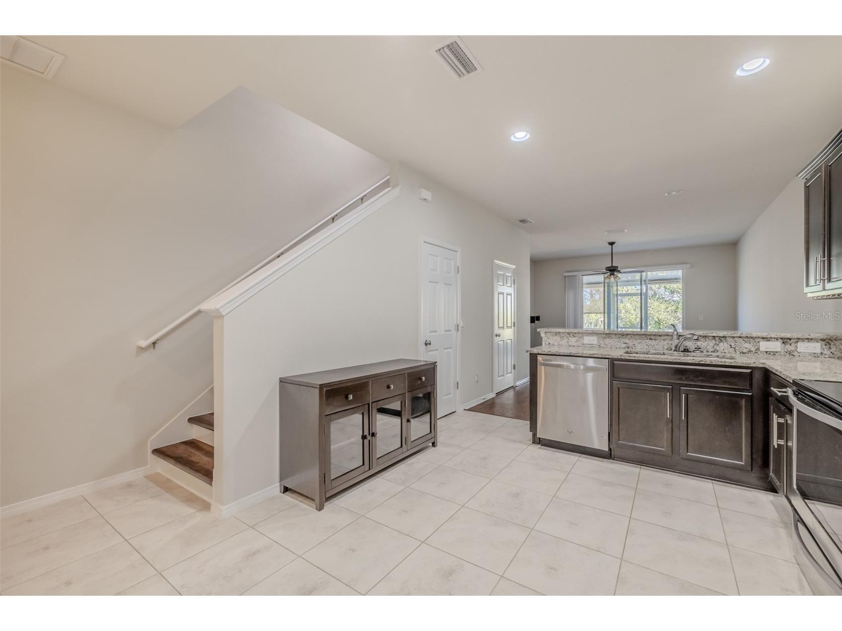 4734 White Sanderling Ct Court Tampa FL 33619 TB8469745 image9