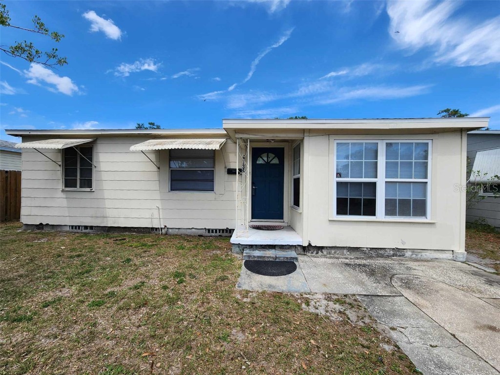 4735 22nd Avenue N Saint Petersburg FL 33713 TB8335068 image1
