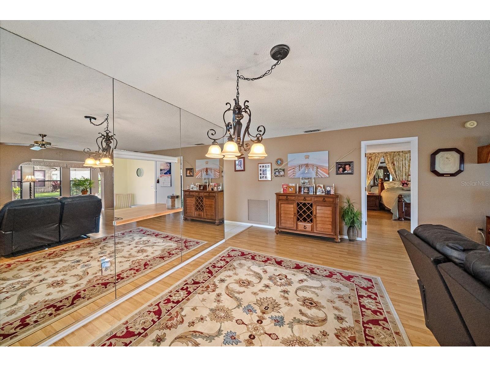 4735 Oak Hill Drive #8 Sarasota FL 34232 A4678024 image6