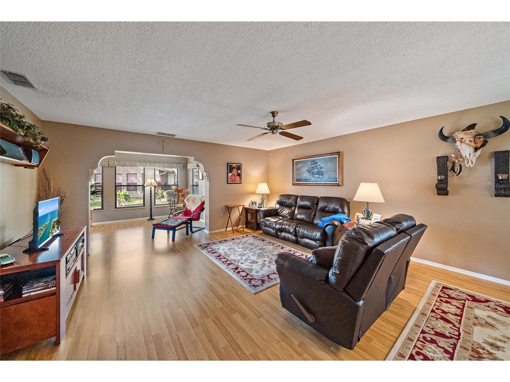 4735 Oak Hill Drive #8 Sarasota FL 34232 A4678024 image9