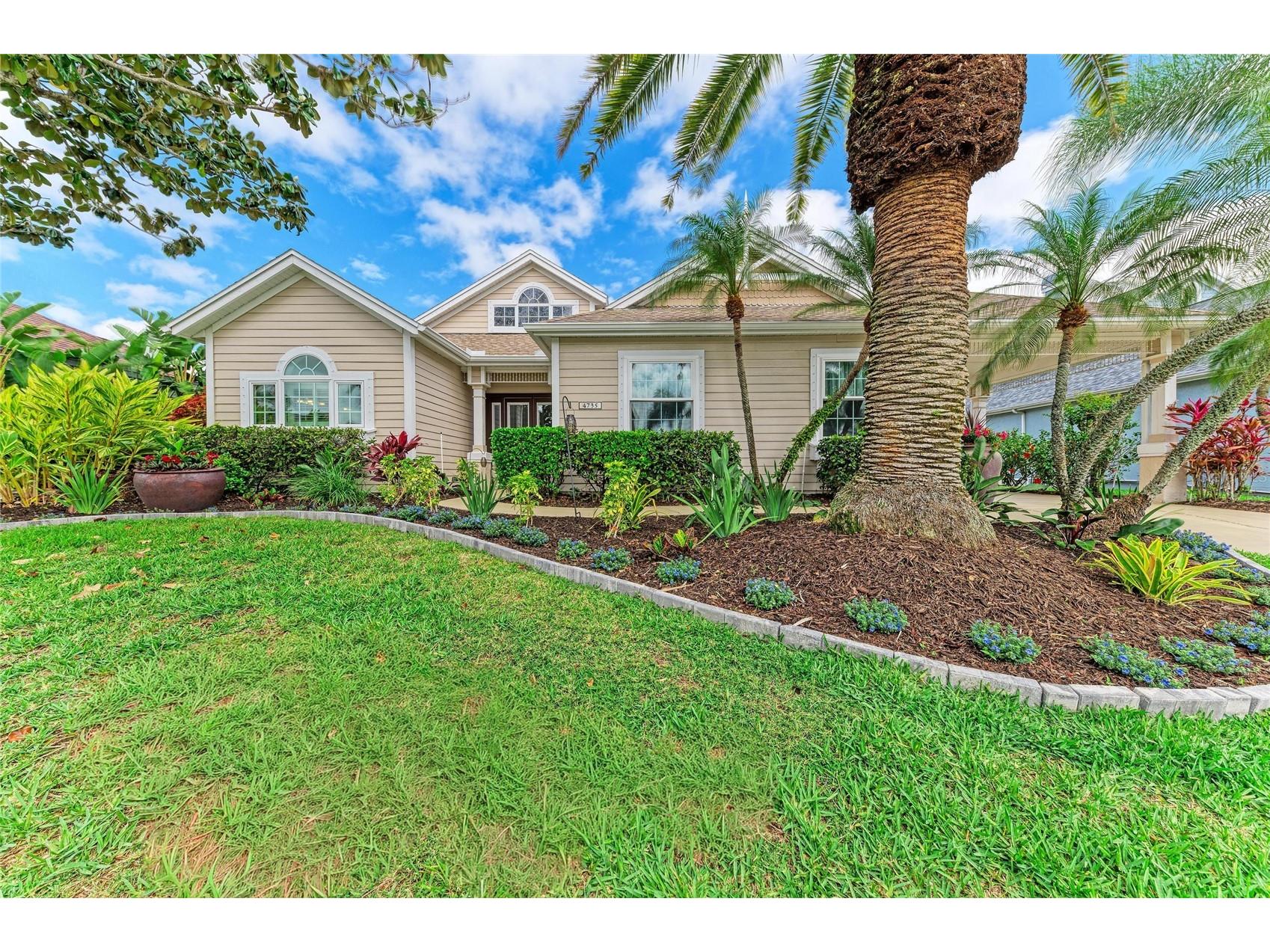 4735 Spinnaker Drive Bradenton FL 34208 - MANATEE RIVER A4683560 image1