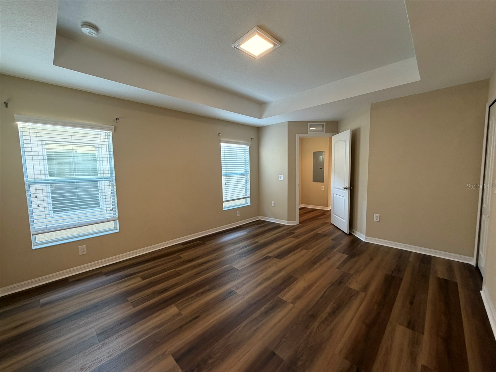 4735 Woodbrook Dr Sarasota FL 34243 A4693683 image12