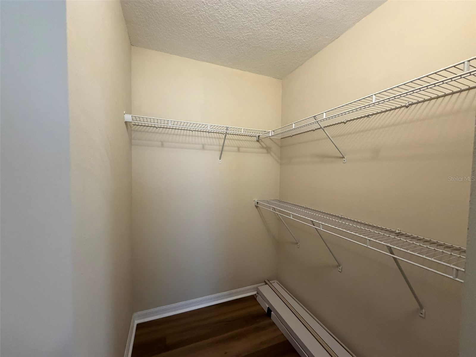 4735 Woodbrook Dr Sarasota FL 34243 A4693683 image13