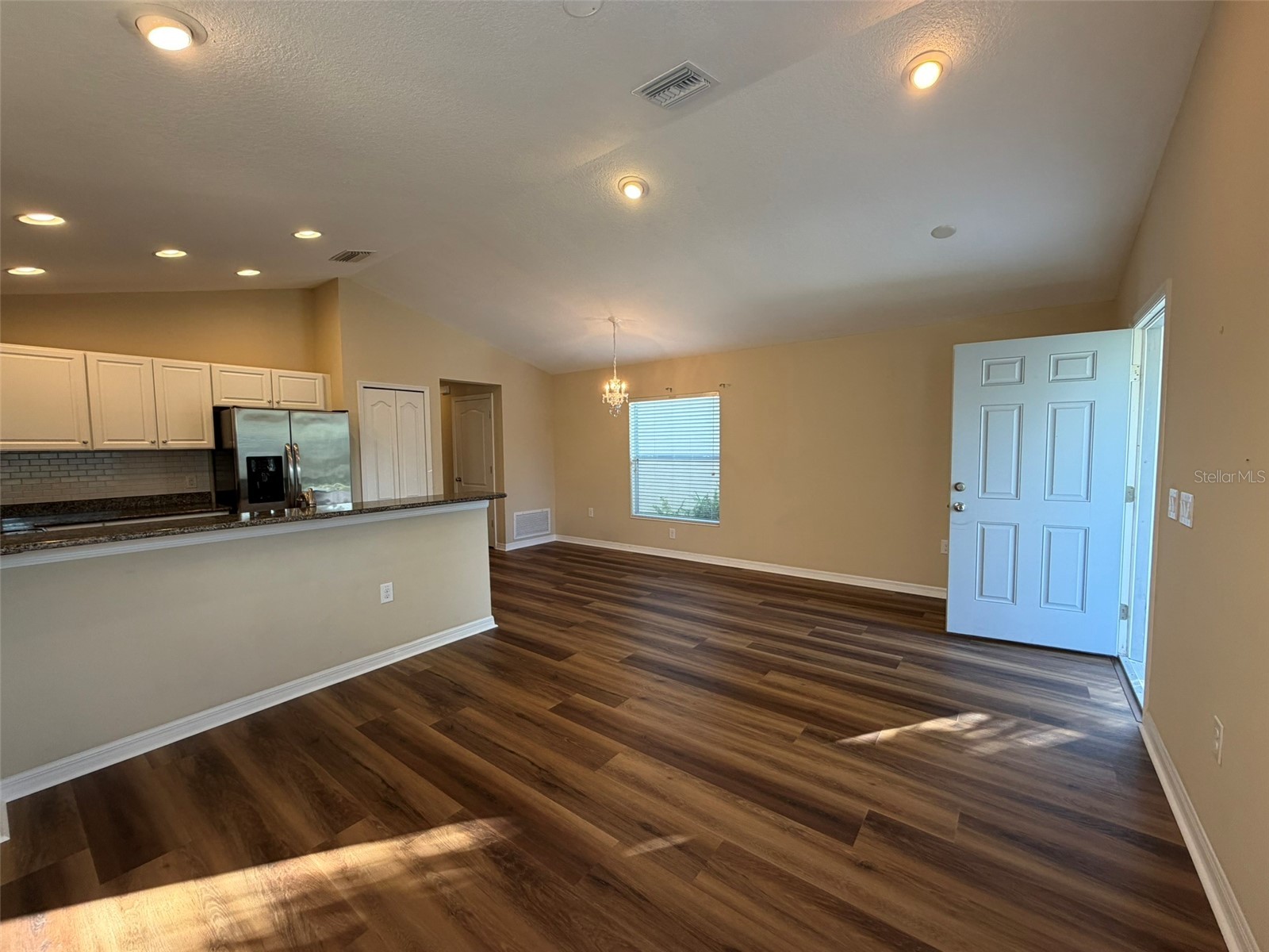 4735 Woodbrook Dr Sarasota FL 34243 A4693683 image3