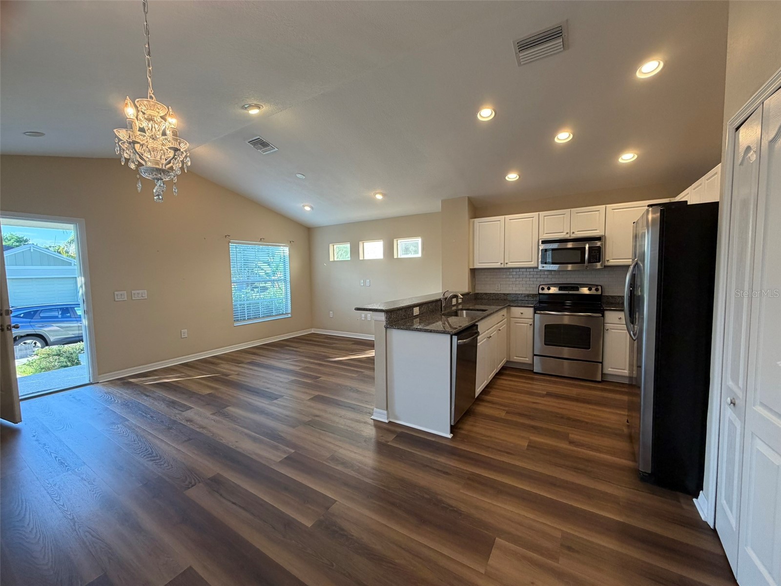 4735 Woodbrook Dr Sarasota FL 34243 A4693683 image4