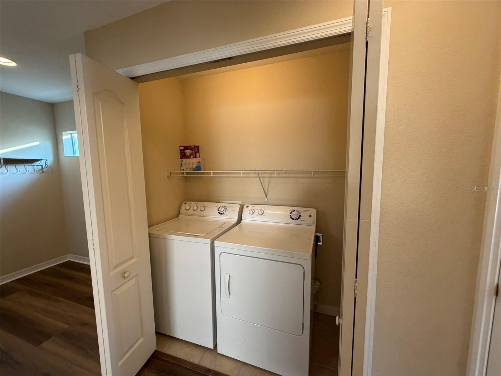 4735 Woodbrook Dr Sarasota FL 34243 A4693683 image6