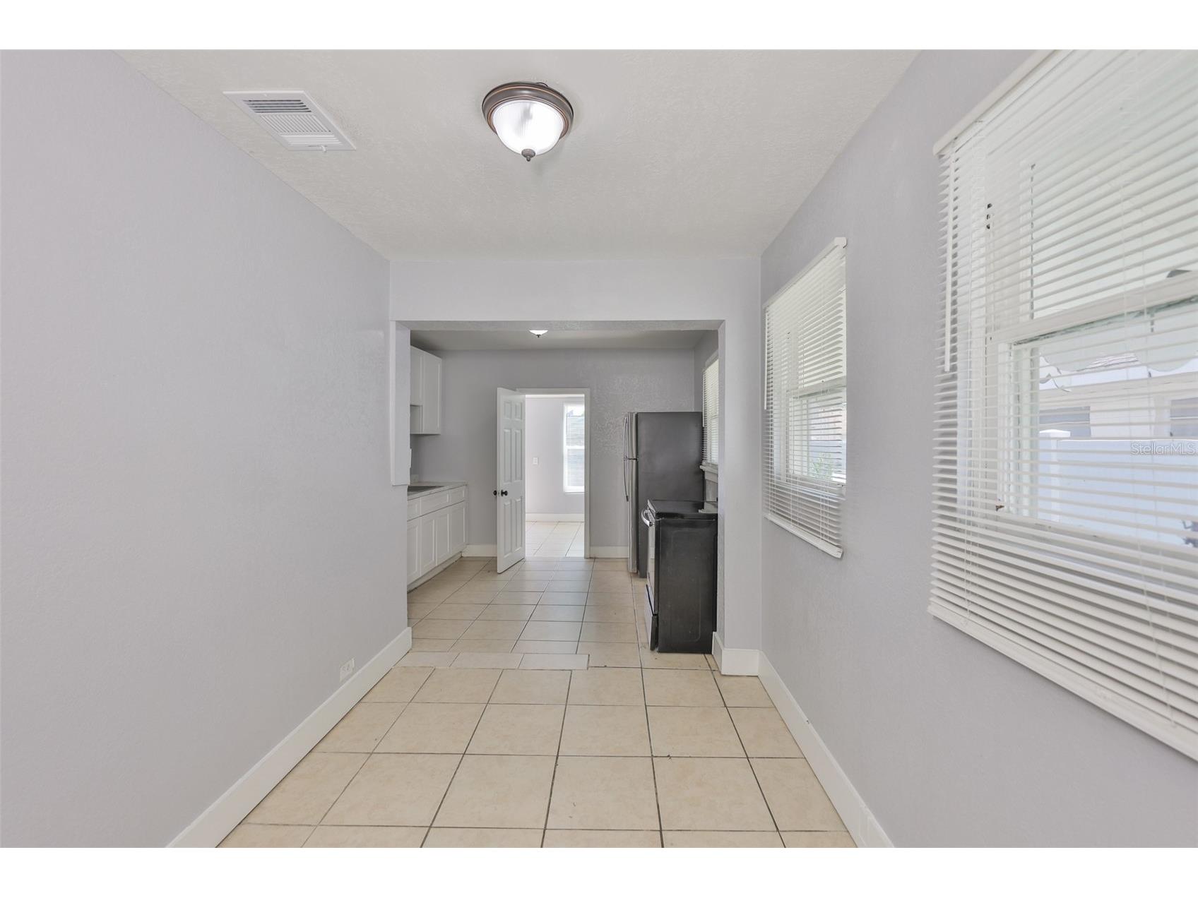 4736 5th Avenue S Saint Petersburg FL 33711 TB8492434 image17