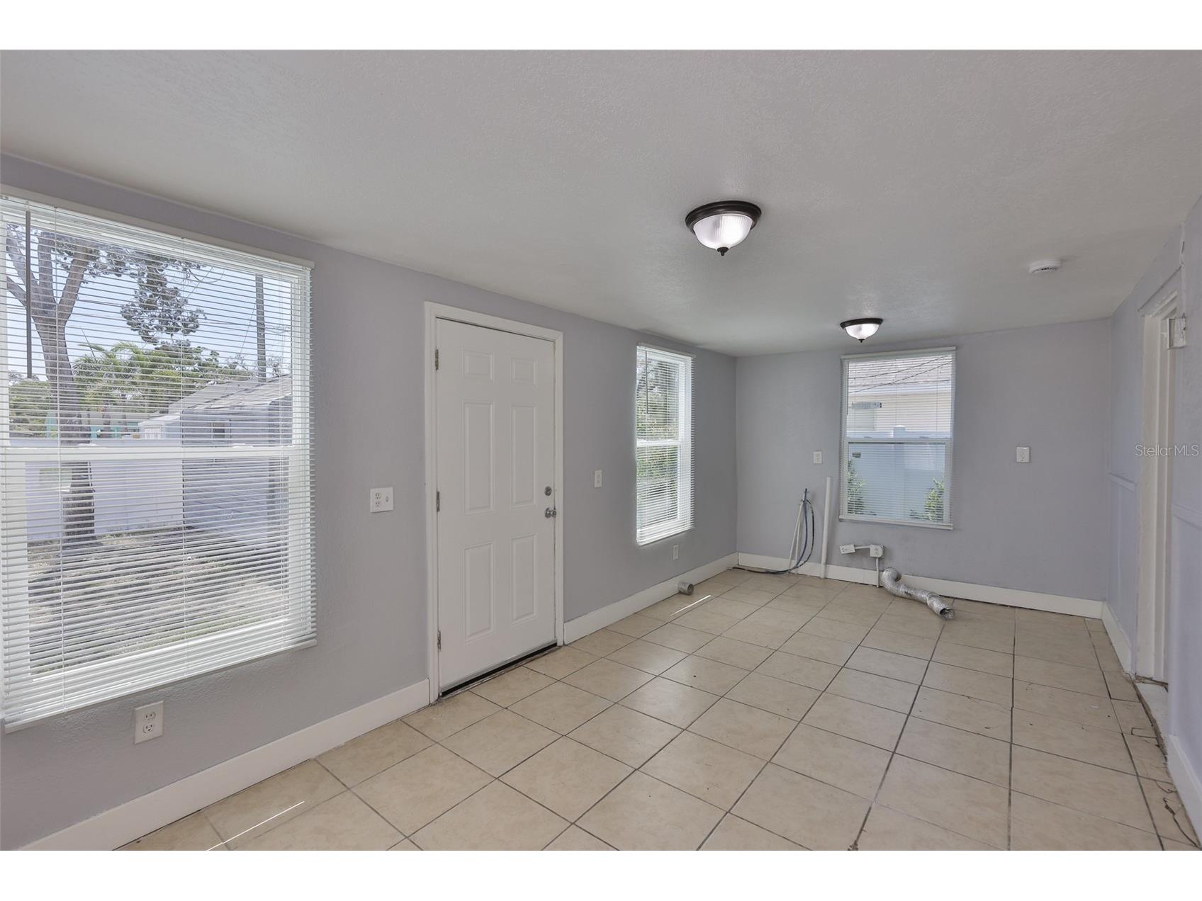 4736 5th Avenue S Saint Petersburg FL 33711 TB8492434 image25