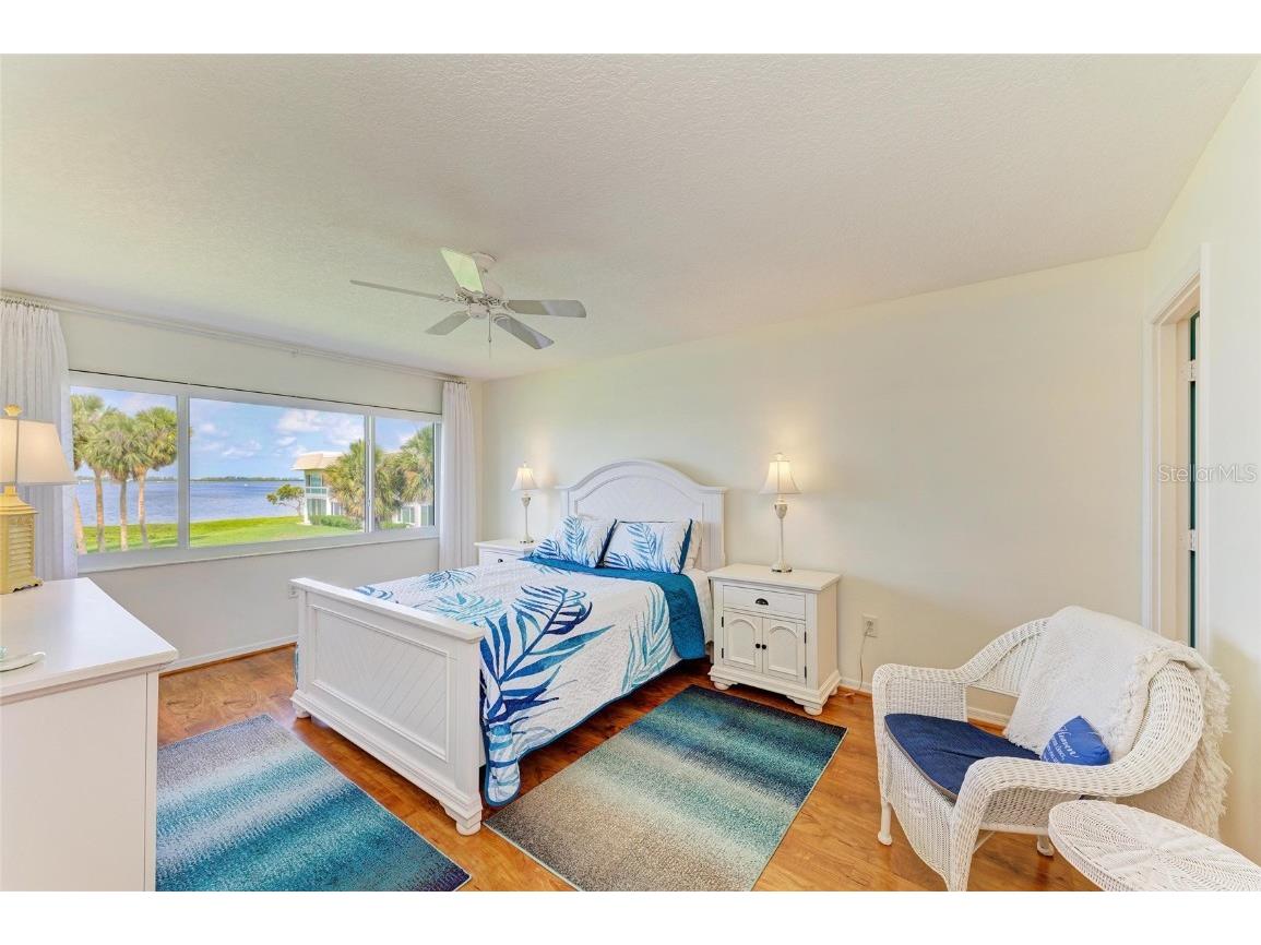 4736 Independence Drive #4736 Bradenton FL 34210 - SARASOTA BAY A4654489 image5