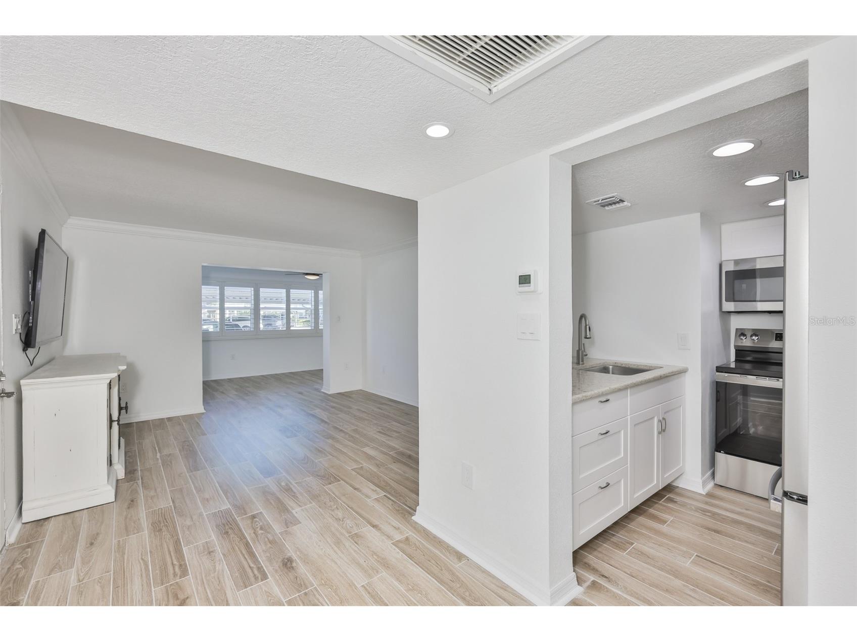 4736 Jasper Dr #103 New Port Richey FL 34652 TB8496464 image18