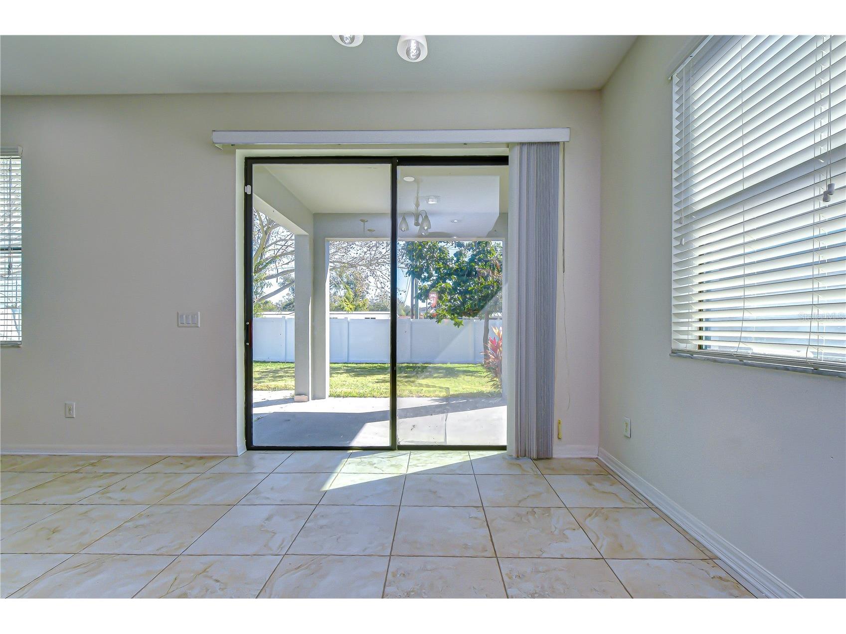 4736 Woods Landing Lane Tampa FL 33619 TB8475405 image12