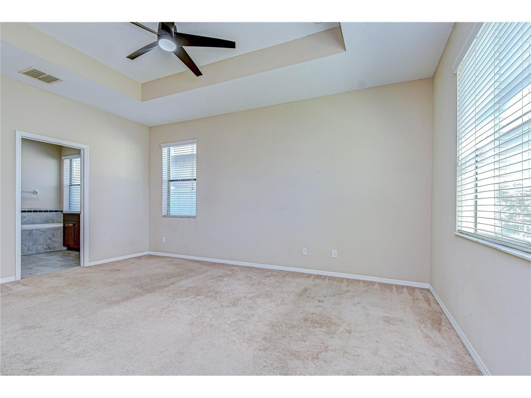 4736 Woods Landing Lane Tampa FL 33619 TB8475405 image16