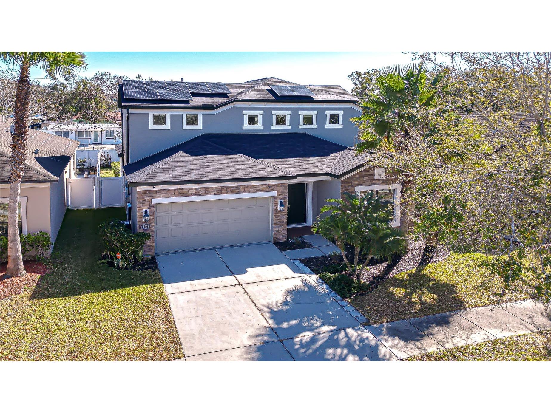 4736 Woods Landing Lane Tampa FL 33619 TB8475405 image2