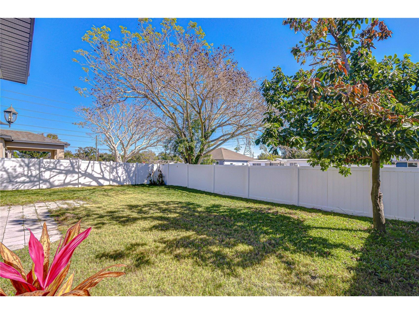 4736 Woods Landing Lane Tampa FL 33619 TB8475405 image31