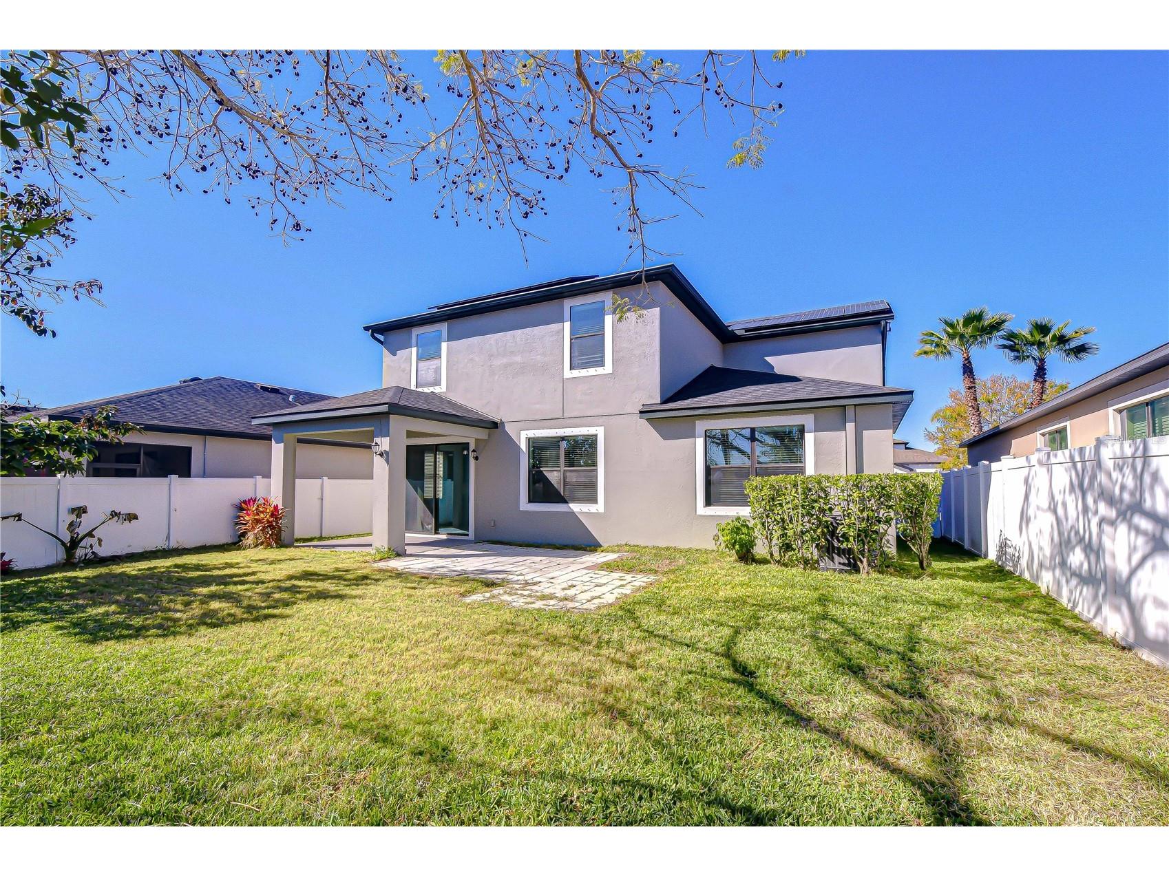 4736 Woods Landing Lane Tampa FL 33619 TB8475405 image4