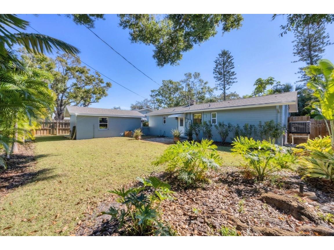 4737 Del Rio Way S Gulfport FL 33711 A4671834 image25