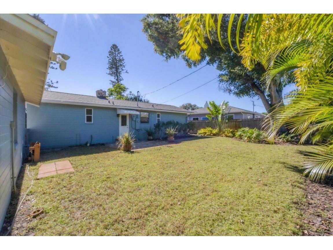 4737 Del Rio Way S Gulfport FL 33711 A4671834 image26