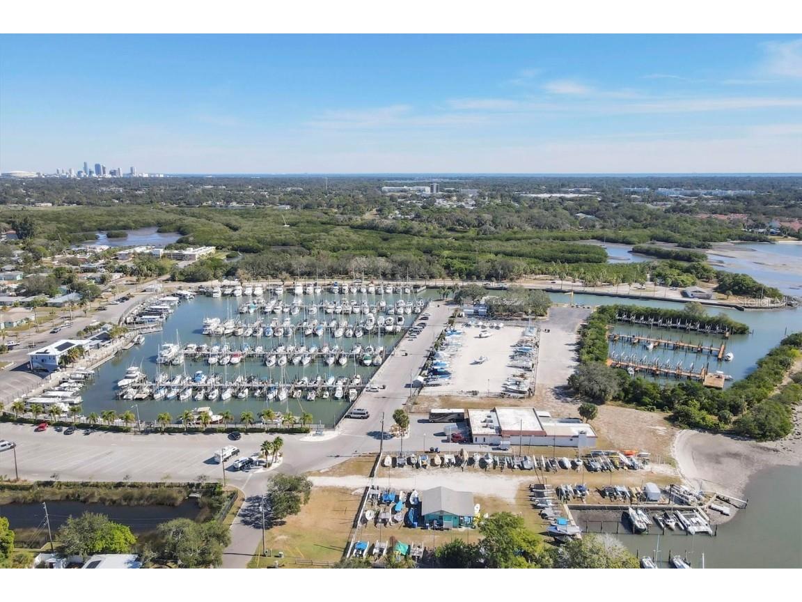 4737 Del Rio Way S Gulfport FL 33711 A4671834 image35