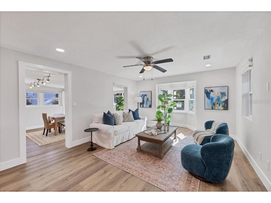 4737 Del Rio Way S Gulfport FL 33711 A4671834 image7