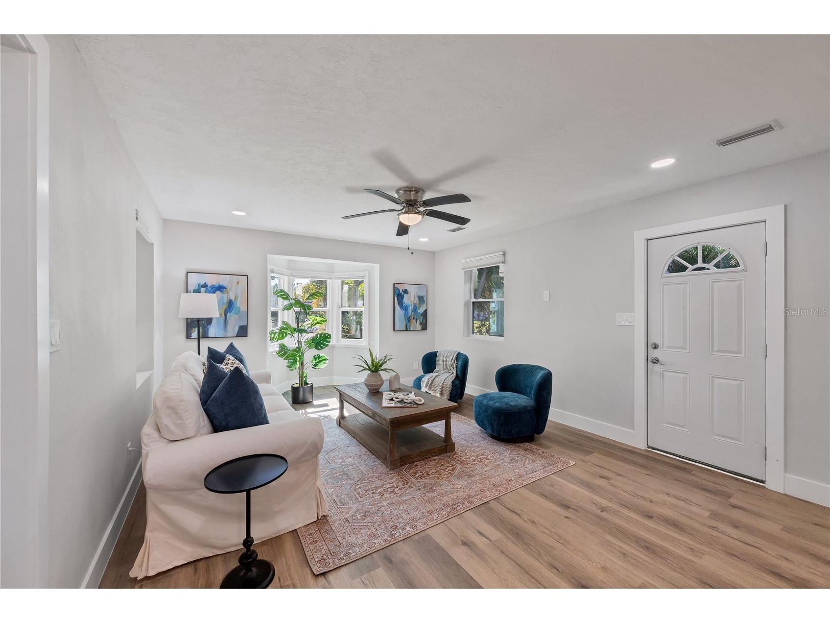 4737 Del Rio Way S Gulfport FL 33711 A4685958 image11