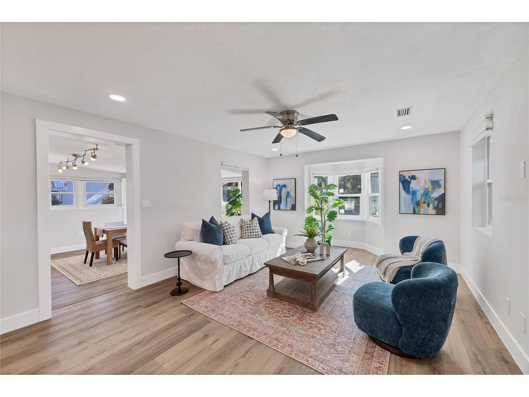 4737 Del Rio Way S Gulfport FL 33711 A4685958 image8