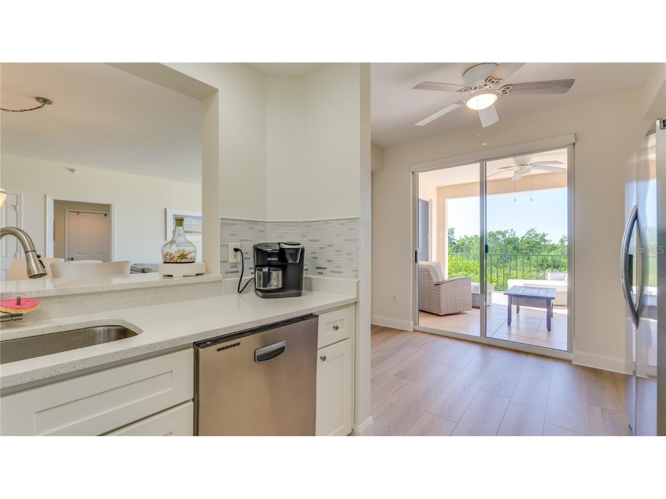 4737 Dolphin Cay Lane S #107 Saint Petersburg FL 33711 TB8438307 image21