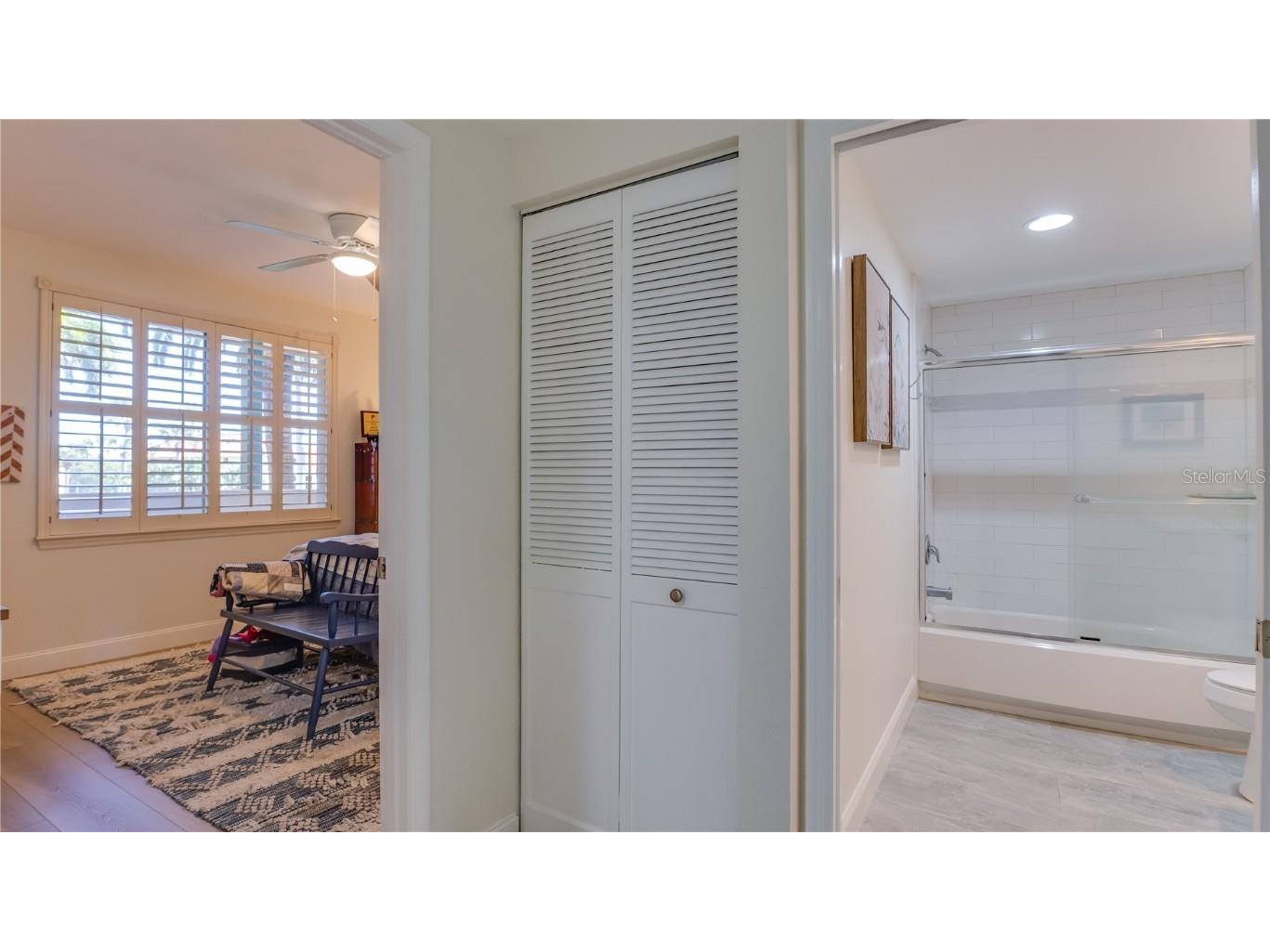 4737 Dolphin Cay Lane S #107 Saint Petersburg FL 33711 TB8438307 image37