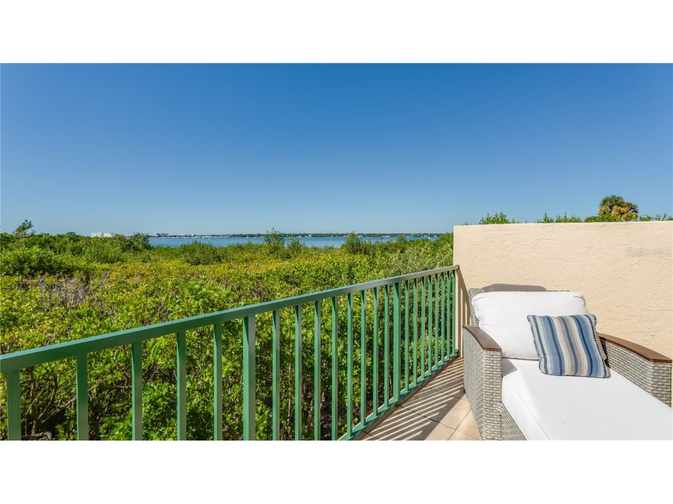 4737 Dolphin Cay Lane S #107 Saint Petersburg FL 33711 TB8438307 image46