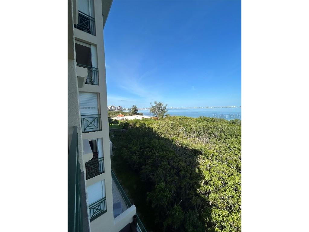 4737 Dolphin Cay Lane S #408 Saint Petersburg FL 33711 TB8386994 image11