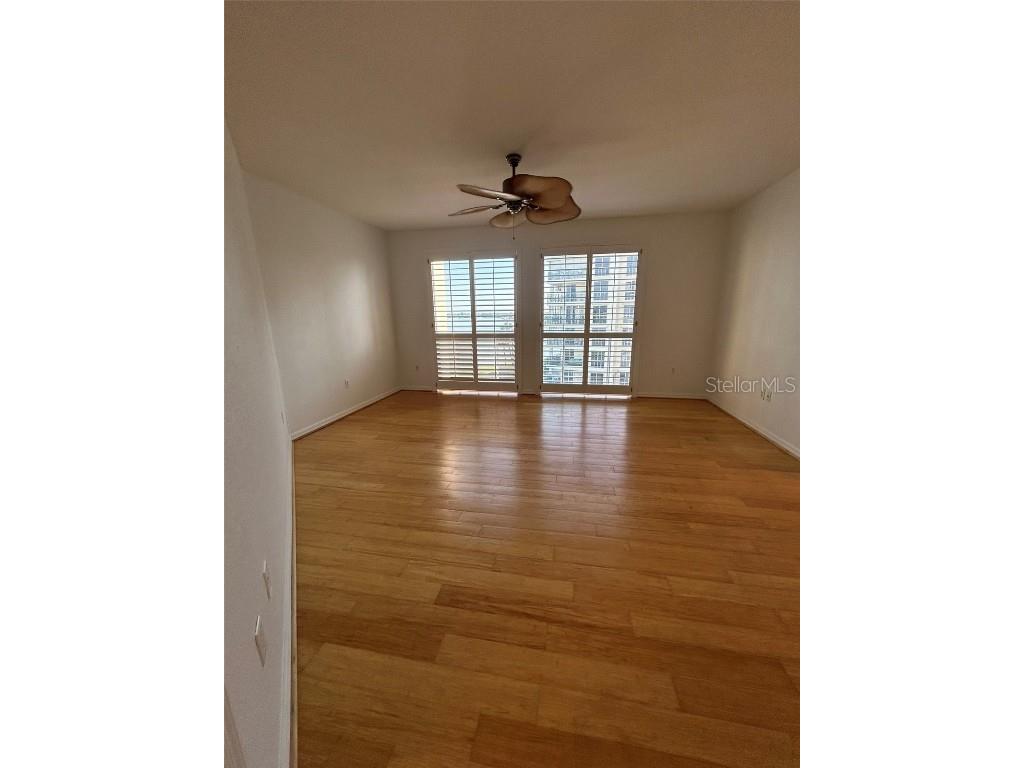 4737 Dolphin Cay Lane S #408 Saint Petersburg FL 33711 TB8386994 image21