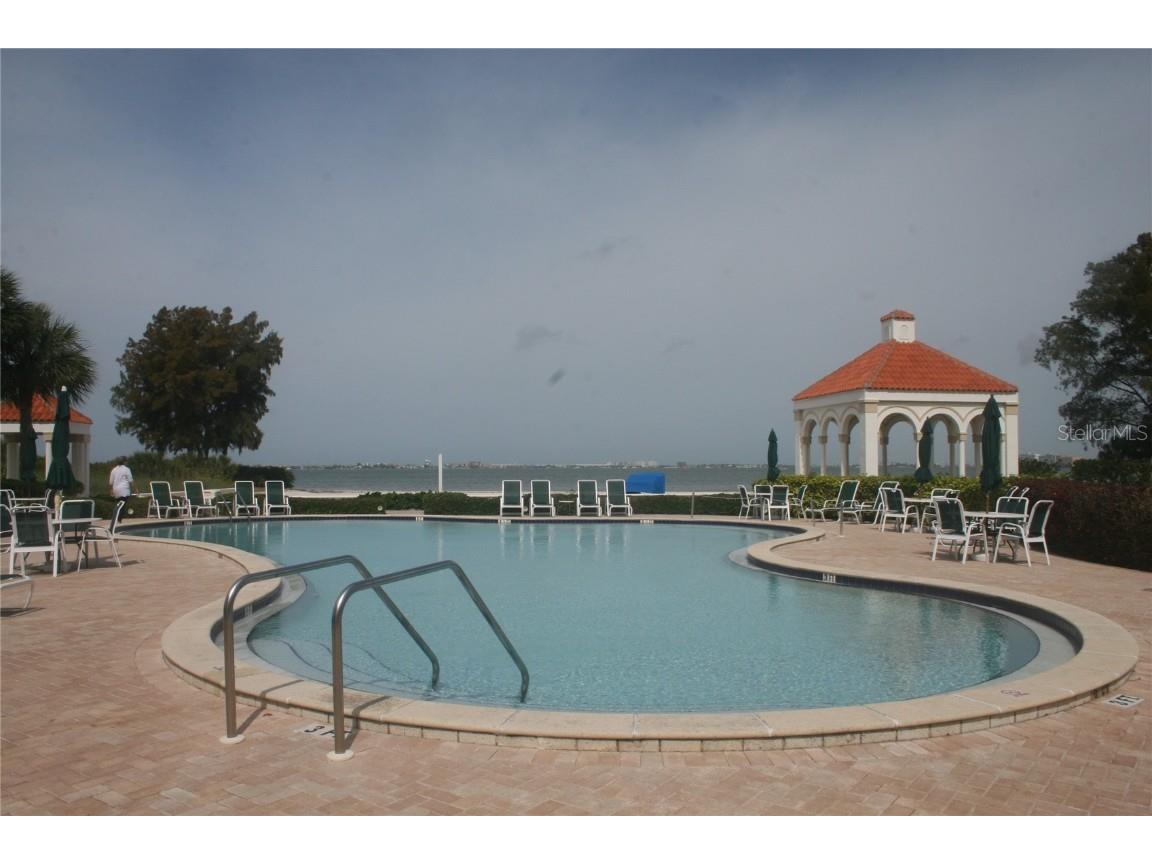 4737 Dolphin Cay Lane S #408 Saint Petersburg FL 33711 TB8386994 image33