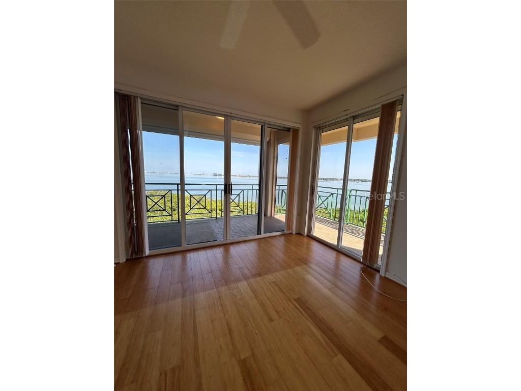 4737 Dolphin Cay Lane S #408 Saint Petersburg FL 33711 TB8386994 image5