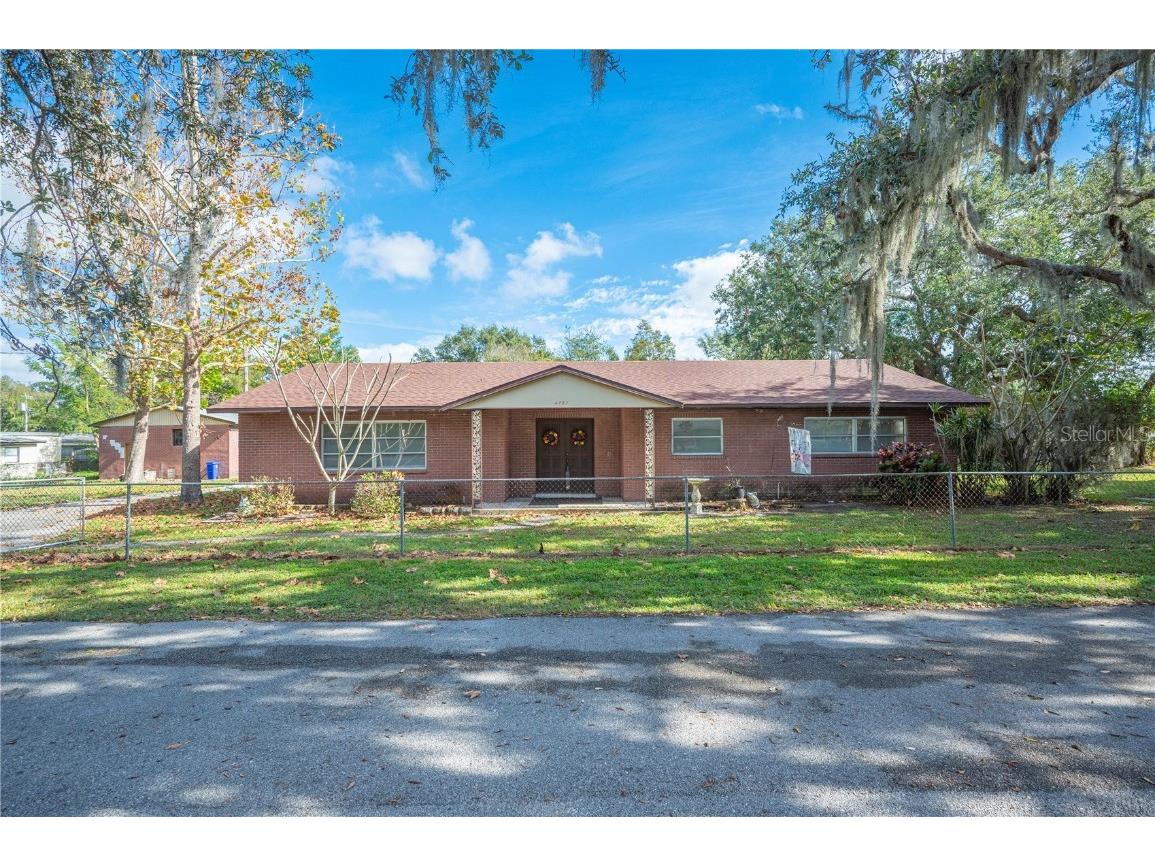 4737 Pocahontas Lane Lakeland FL 33810 P4933163 image1