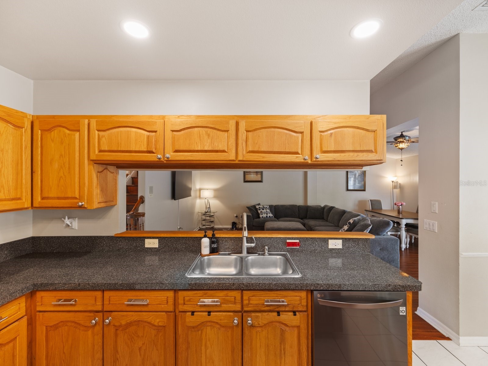 4738 Innisfil Street Palm Harbor FL 34683 TB8466090 image20