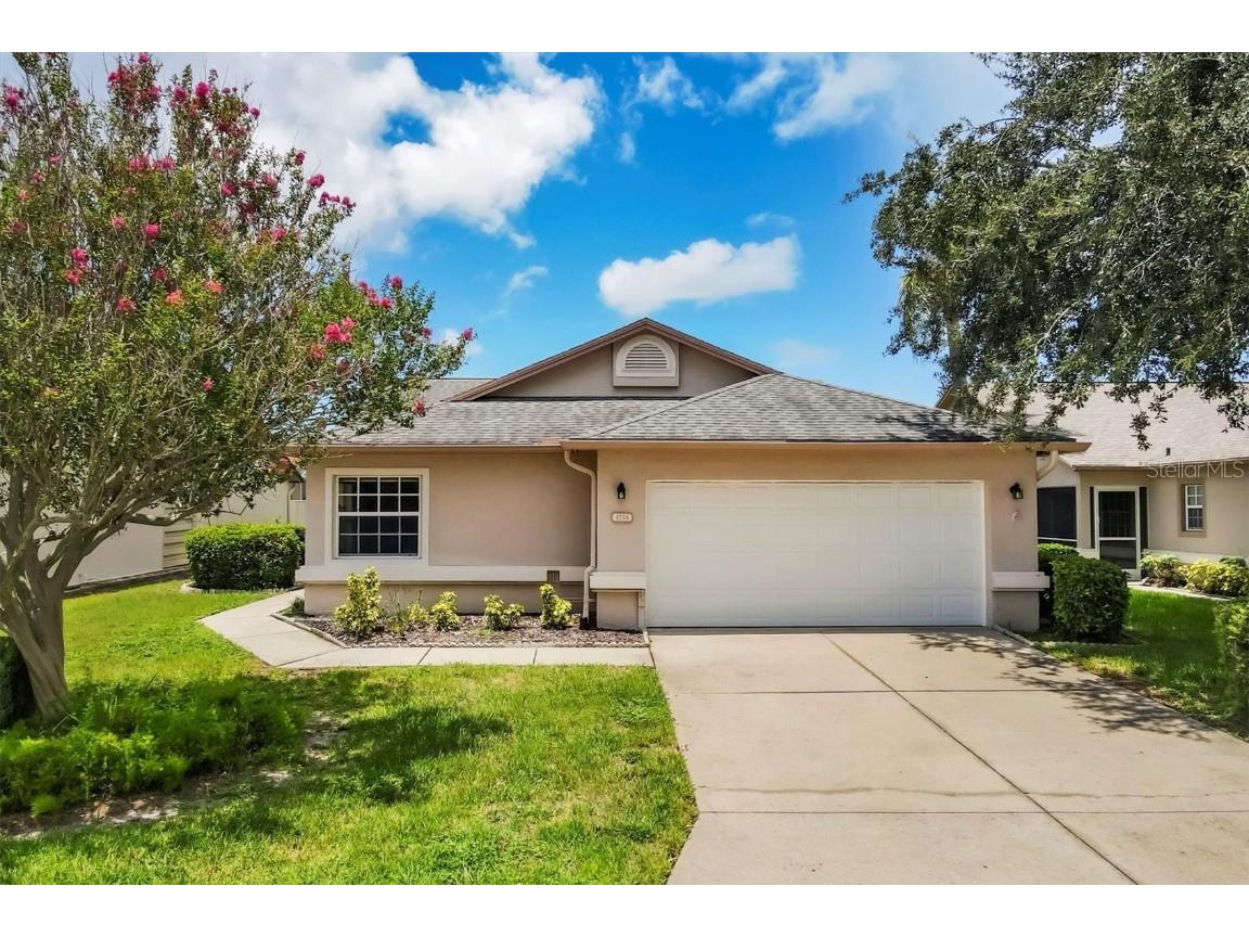 4738 Raintree Street Circle E Bradenton FL 34203 A4659061 image1