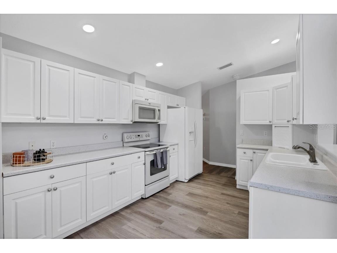 4738 Raintree Street Circle E Bradenton FL 34203 A4659061 image13